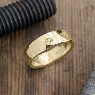 6mm 14k Yellow Gold Mens Wedding Band with Hammered Finish, Viewed from Top