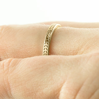 Eco Friendly Chevron Wedding Band in 14K Yellow Gold - Image E in Yellow Gold