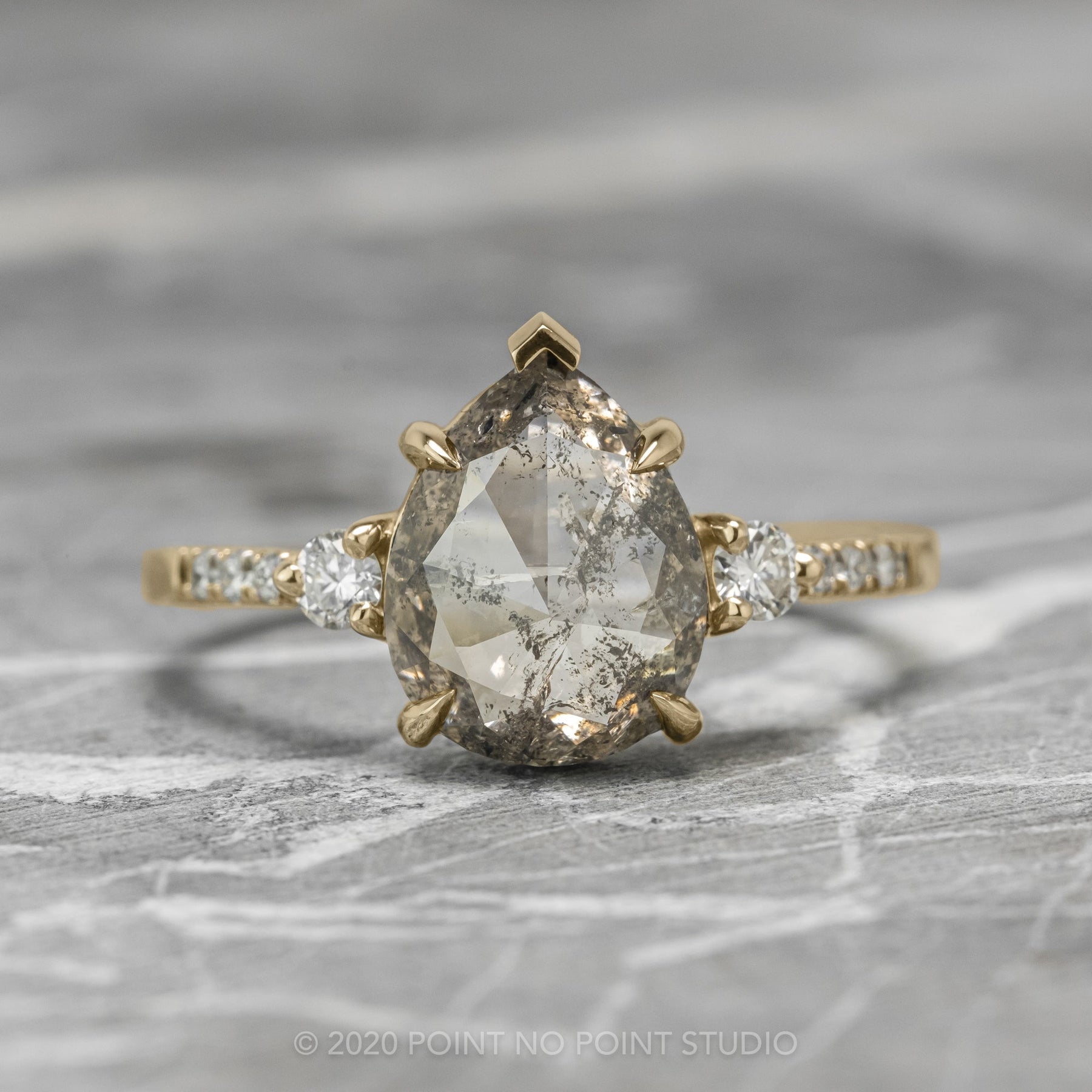 2 carat salt and pepper diamond ring Clearance