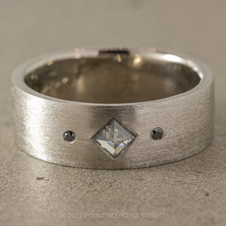 Custom men's ring