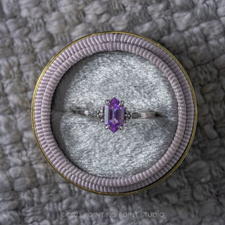 Custom sapphire Quinn