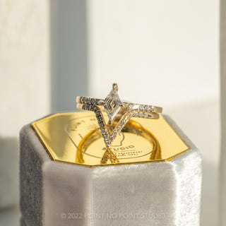 clear lozenge diamond engagement ring