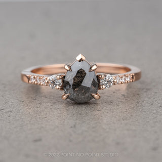 Black Pear Diamond Ring 