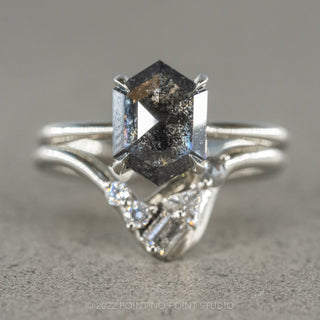 black hexagon diamond 