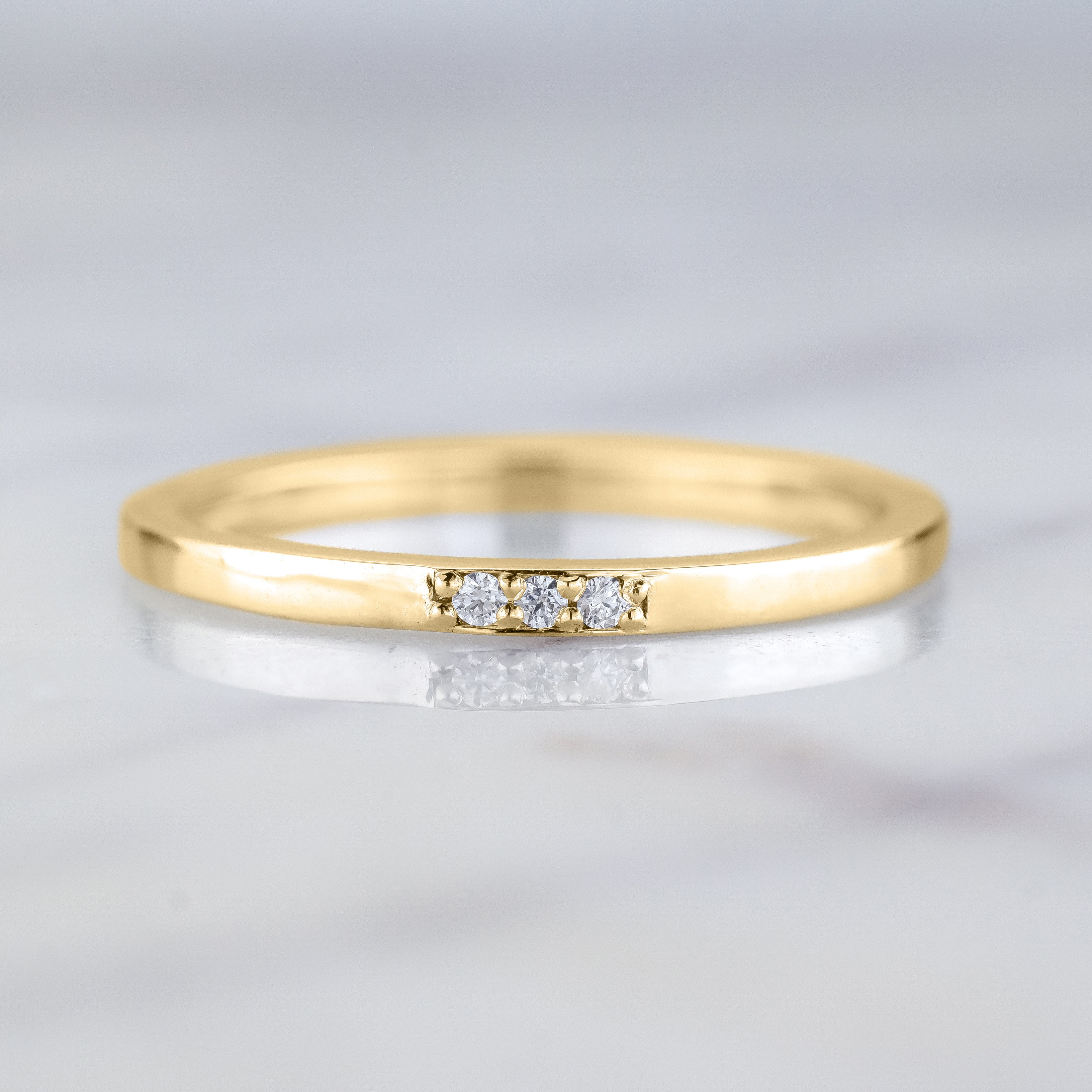 14k Yellow Gold Diamond Wedding Band, Rectangle Style – Point No